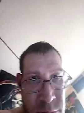 schmidtler35 online show from November 6, 2025, 12:42 pm