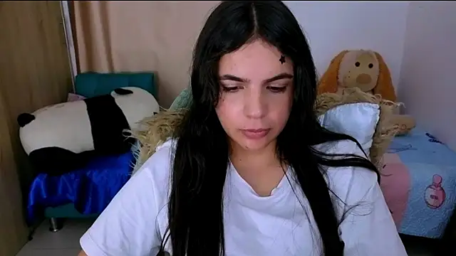 Snapshot of _elenna chatting on October 16, 2025, 5:54 pm elenna online show from October 16, 2025, 5:54 pm