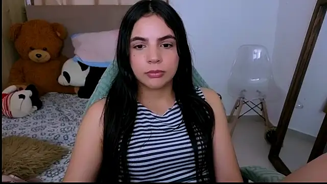 Snapshot of _elenna chatting on November 27, 2025, 5:13 pm elenna online show from November 27, 2025, 5:13 pm