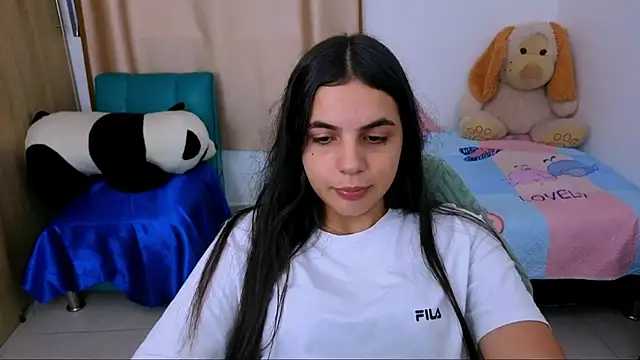 Snapshot of _elenna chatting on September 24, 2025, 5:52 pm elenna online show from September 24, 2025, 5:52 pm