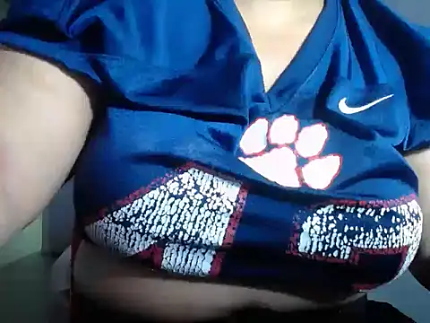 Snapshot of Ebonny_olsson chatting on February 8, 2026, 1:58 am Ebonny olsson online show from February 8, 2026, 1:58 am