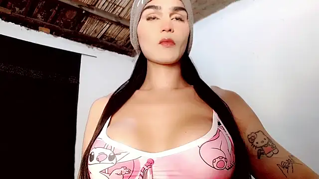 little tsgirl  online show from November 28, 2025, 12:33 am