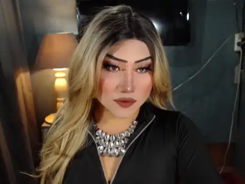 Snapshot of BlackAlison chatting on April 14, 2026, 5:07 pm BlackAlison online show from April 14, 2026, 5:07 pm