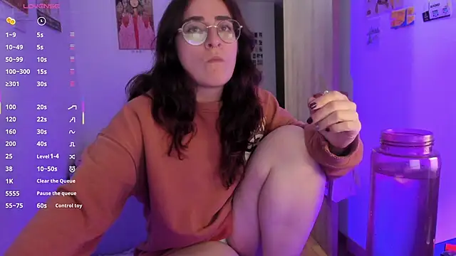 linda giggle online show from March 14, 2026, 2:28 am