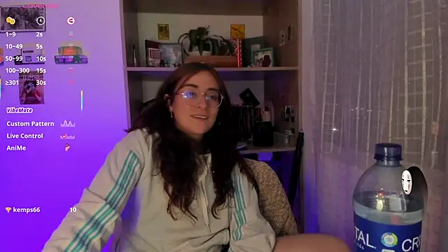 linda giggle online show from July 28, 2026, 2:08 am