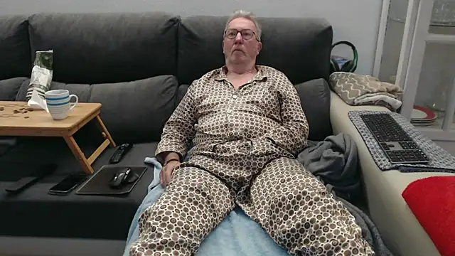 Nudelschwanz online show from March 2, 2026, 6:25 am