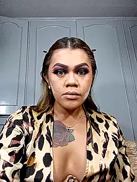 StellaStrong30 online show from October 28, 2025, 8:19 pm