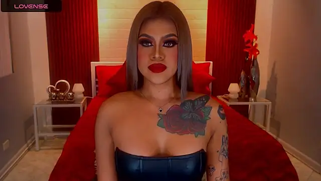 StellaStrong30 online show from November 9, 2025, 10:14 pm