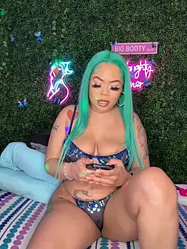 Snapshot of ThickAssRena chatting on February 7, 2026, 9:28 am ThickAssRena online show from February 7, 2026, 9:28 am