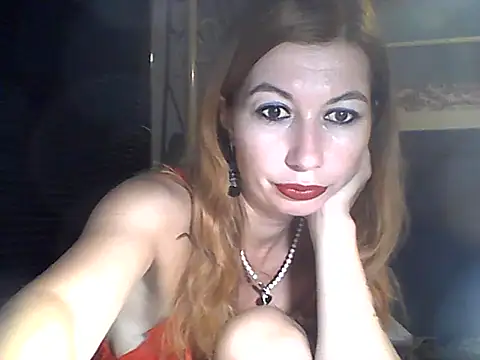 Snapshot of Olesja chatting on July 9, 2026, 7:57 pm Olesja online show from July 9, 2026, 7:57 pm