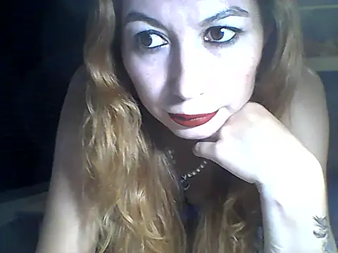 Snapshot of Olesja chatting on July 2, 2026, 8:37 pm Olesja online show from July 2, 2026, 8:37 pm