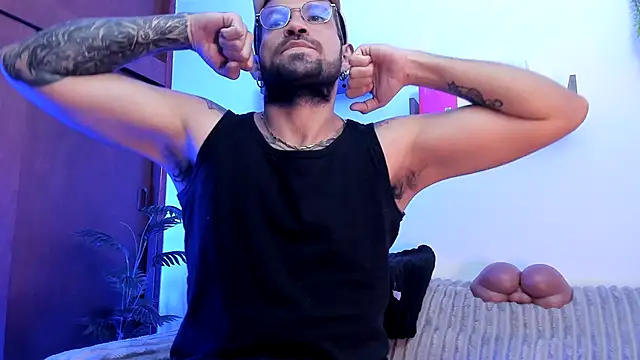 jonathan rivers online show from October 17, 2025, 7:59 pm