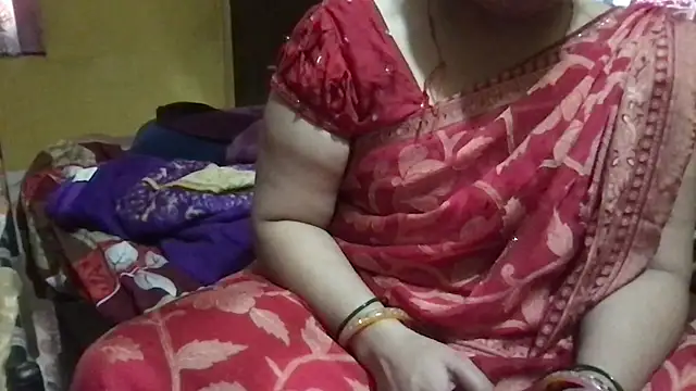 Snapshot of Riyasingh9 chatting on September 24, 2025, 2:51 am Riyasingh9 online show from September 24, 2025, 2:51 am