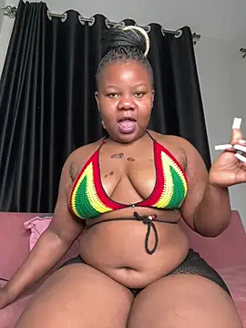 ThickyMel online show from June 25, 2026, 4:32 am