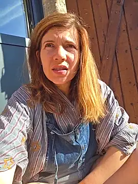 Lina lou4 online show from April 4, 2026, 8:21 am