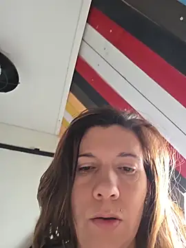 Snapshot of Lina_lou4 chatting on February 18, 2026, 9:06 am Lina lou4 online show from February 18, 2026, 9:06 am