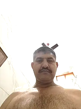 Snapshot of Amandev7 chatting on March 6, 2026, 5:13 am Amandev7 online show from March 6, 2026, 5:13 am