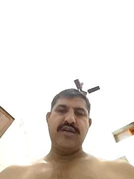 Snapshot of Amandev7 chatting on March 23, 2026, 2:06 pm Amandev7 online show from March 23, 2026, 2:06 pm