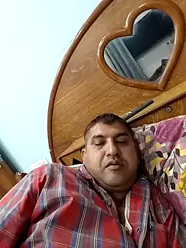 Snapshot of Amandev7 chatting on March 30, 2026, 5:03 pm Amandev7 online show from March 30, 2026, 5:03 pm