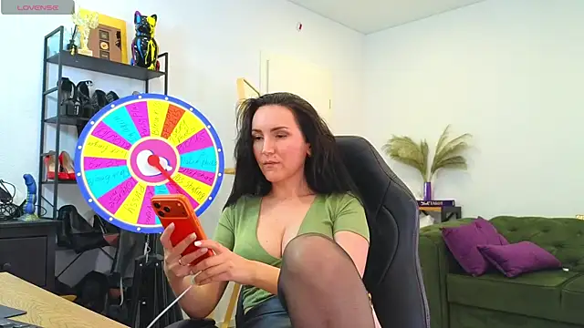 EvaKeks online show from April 11, 2026, 6:00 pm