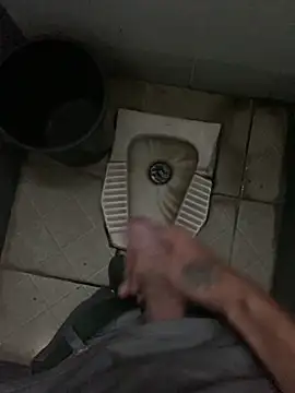 Snapshot of Cortez1225 chatting on September 12, 2025, 7:46 pm Cortez1225 online show from September 12, 2025, 7:46 pm