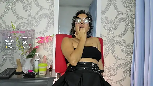 sharonshow online show from January 31, 2025, 3:44 pm