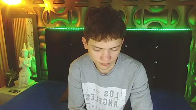 cruz dante online show from April 6, 2026, 7:04 pm