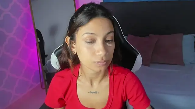 cora 22 online show from October 23, 2025, 12:37 pm