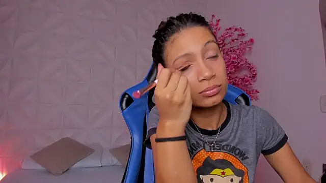 cora 22 online show from March 20, 2026, 1:01 pm