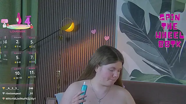 Snapshot of RubyValen chatting on March 22, 2025, 1:11 am RubyValen online show from March 22, 2025, 1:11 am