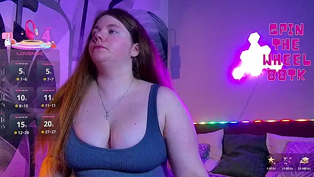 Snapshot of RubyValen chatting on September 22, 2025, 1:11 am RubyValen online show from September 22, 2025, 1:11 am