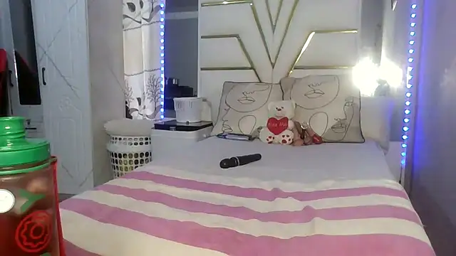 SexyyNana online show from January 17, 2026, 1:26 pm