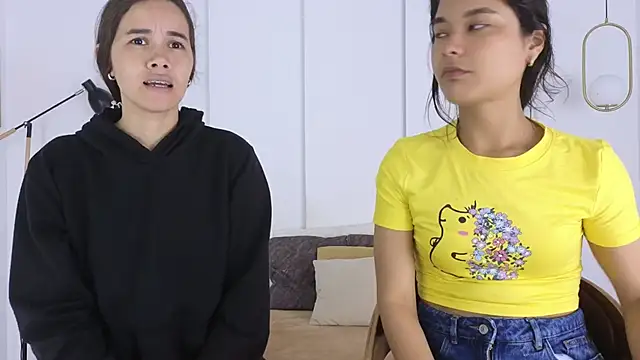 sexychanell 18 online show from January 7, 2026, 1:27 pm