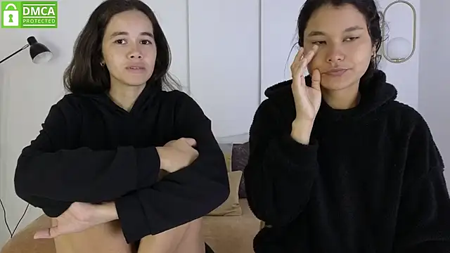 Snapshot of sexychanell_18 chatting on February 18, 2026, 1:29 pm sexychanell 18 online show from February 18, 2026, 1:29 pm