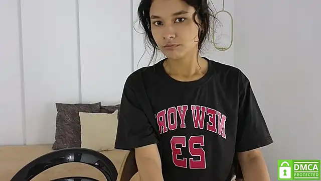 sexychanell 18 online show from November 26, 2025, 1:11 pm