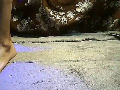 Snapshot of DarkHorse89 chatting on February 18, 2025, 8:14 pm DarkHorse89 online show from February 18, 2025, 8:14 pm