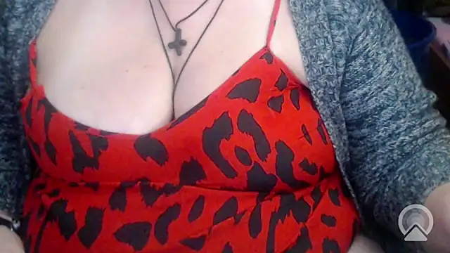 Snapshot of mayasmith chatting on October 3, 2025, 7:15 pm mayasmith online show from October 3, 2025, 7:15 pm