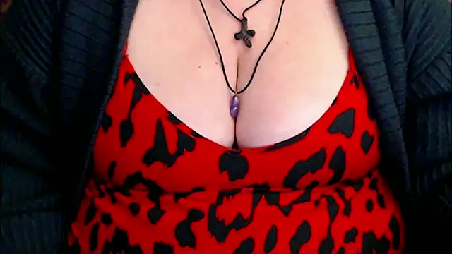 Snapshot of mayasmith chatting on February 2, 2026, 7:24 pm mayasmith online show from February 2, 2026, 7:24 pm