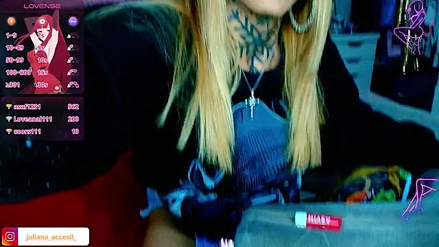 caroline cossei online show from March 12, 2026, 3:12 am