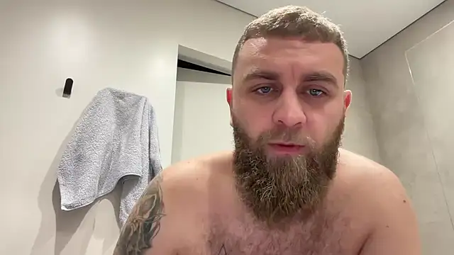 Bear bear  online show from November 8, 2025, 9:24 am