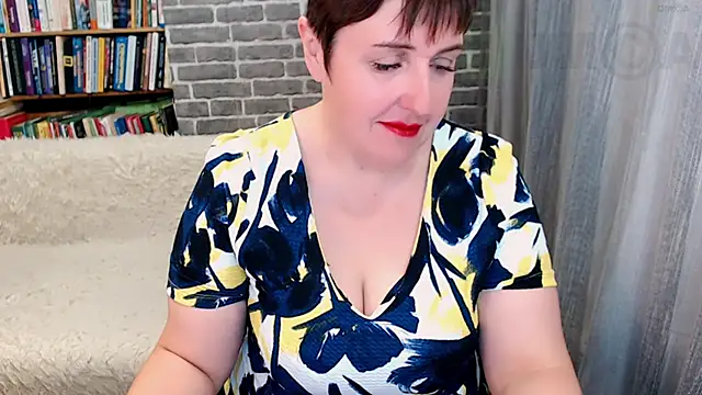 Rainbow lady online show from October 23, 2025, 2:43 am