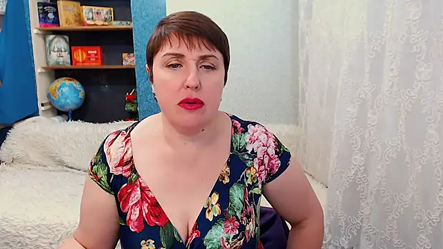Snapshot of Rainbow_lady chatting on January 25, 2025, 2:03 pm Rainbow lady online show from January 25, 2025, 2:03 pm