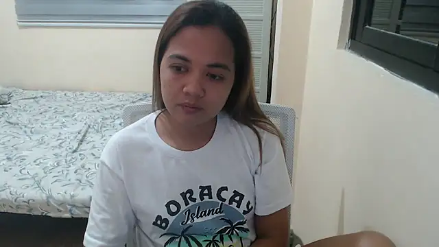 Snapshot of xTheLastVIRGINx chatting on October 18, 2025, 2:52 pm xTheLastVIRGINx online show from October 18, 2025, 2:52 pm