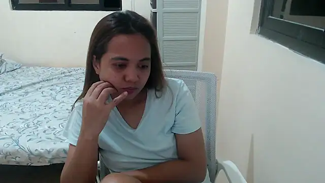Snapshot of xTheLastVIRGINx chatting on September 24, 2025, 4:57 pm xTheLastVIRGINx online show from September 24, 2025, 4:57 pm