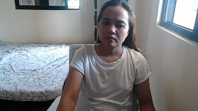 Snapshot of xTheLastVIRGINx chatting on October 2, 2025, 6:06 am xTheLastVIRGINx online show from October 2, 2025, 6:06 am