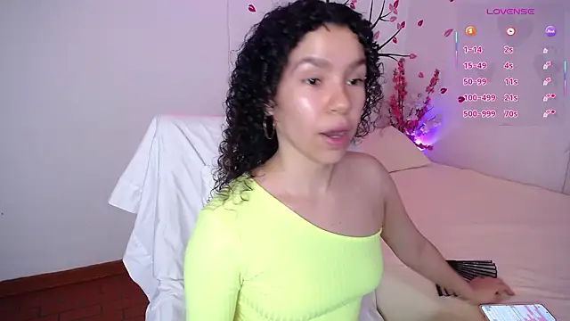 Karolina 1 online show from March 4, 2026, 9:00 pm