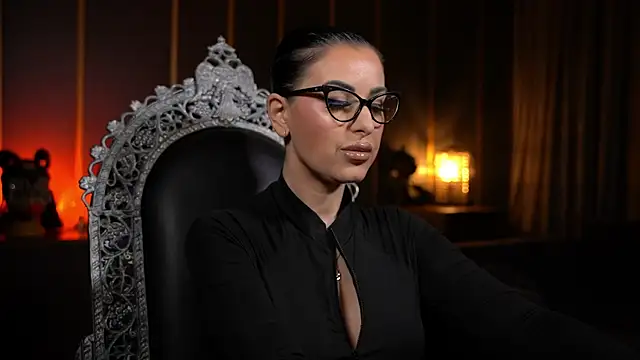 kelly kent online show from June 12, 2026, 9:01 pm