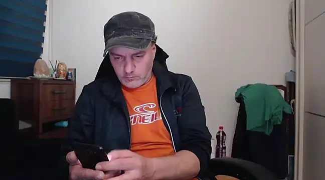 Snapshot of 0anal21 chatting on March 1, 2025, 6:54 pm 0anal21 online show from March 1, 2025, 6:54 pm