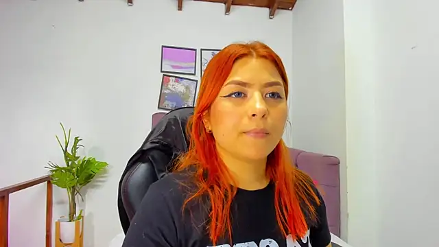 Snapshot of Gretta_Queen chatting on November 12, 2025, 5:28 pm Gretta Queen online show from November 12, 2025, 5:28 pm