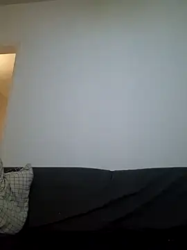 cuci45 online show from December 15, 2025, 5:41 pm